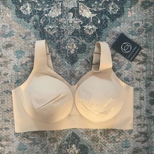 Evelyn Bobbie Beyond Nude Bra New with Tags